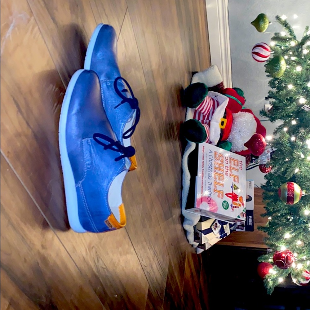 Pikolinos leather blue and leather shoes fancy